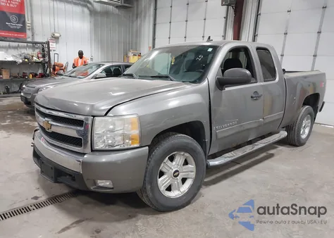 2008 Chevrolet Silverado 1500 Lt1 z USA, uszkodzony, nr VIN 2GCEK190081206363
